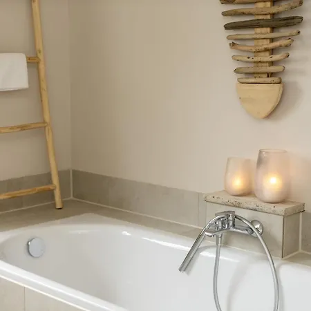 Boutiquehotel Landart Suessau בית אירוח *